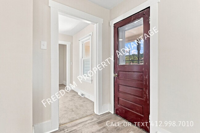 Building Photo - 106 Kuchinic St