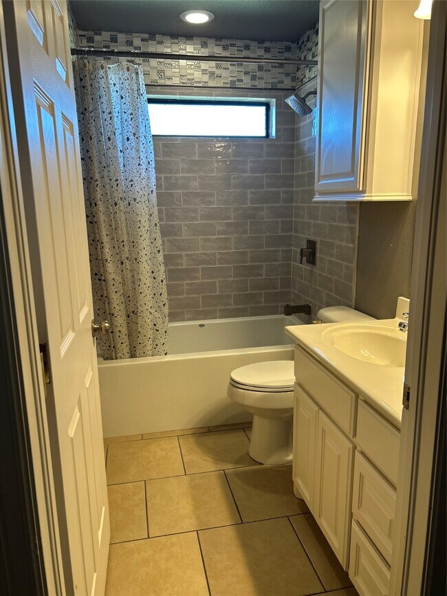 Building Photo - 113 Eagle Nest Ct