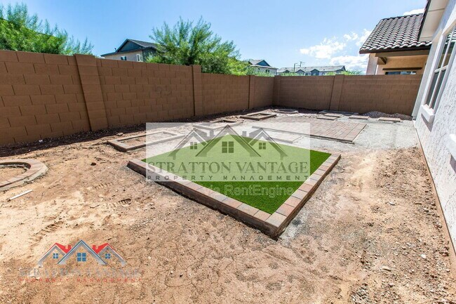 Building Photo - 7439 S 76th Dr