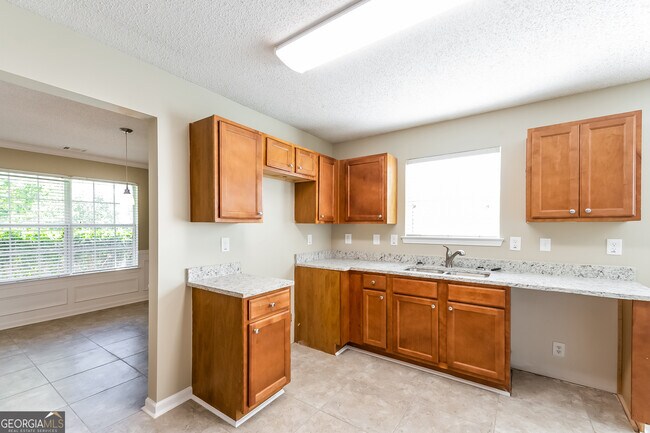 Building Photo - 6998 Bonnes Blvd SE