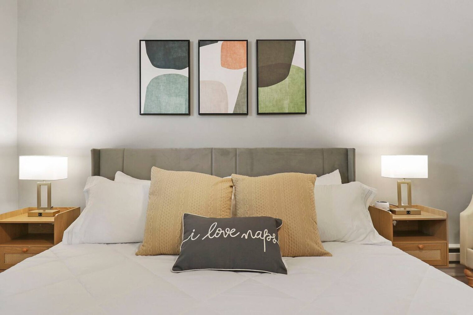 Building Photo - 5015 Main St