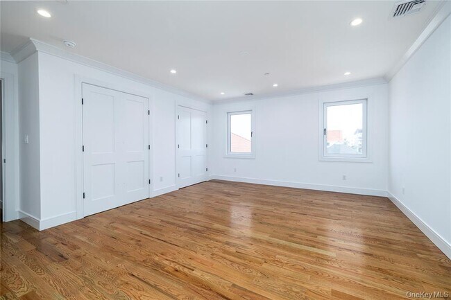 Building Photo - 622 W Penn St