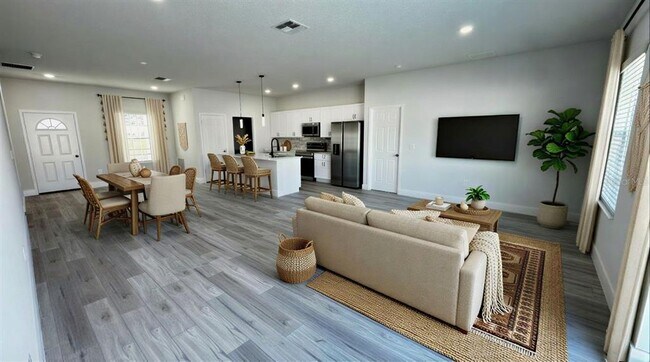 Building Photo - 17046 SW 44th Cir