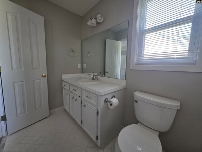 Building Photo - 129 Wildflower Ln
