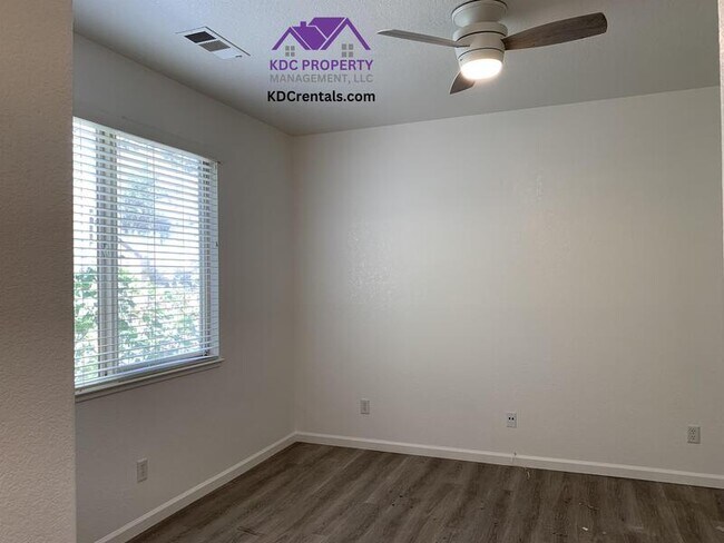 Building Photo - 1024 Westcreek Ln