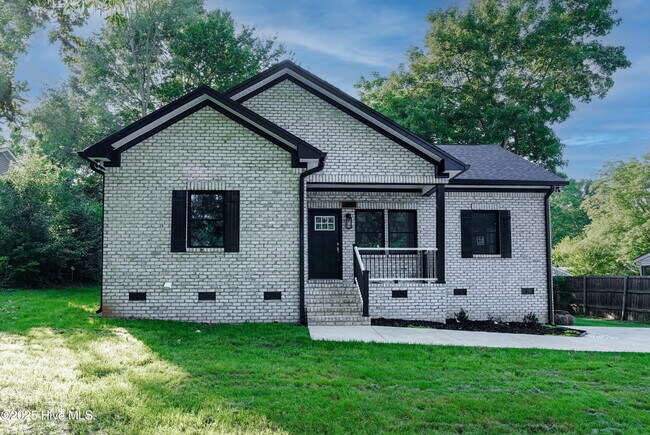 Primary Photo - 1811-1811 Brown Ave