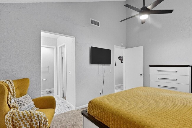 Building Photo - 5501 Purple Sage Dr
