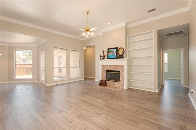 Building Photo - 2221 Grinelle Dr