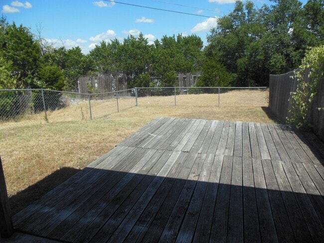 Building Photo - 411 Northern Dove Ln