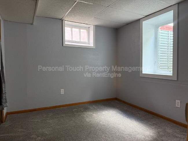 Building Photo - 1717 5th St S