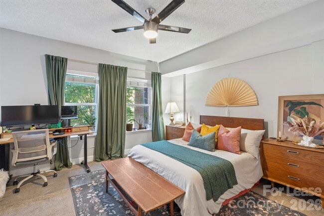 Building Photo - 1320 Fillmore Ave