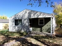 Building Photo - 608 Endicott St