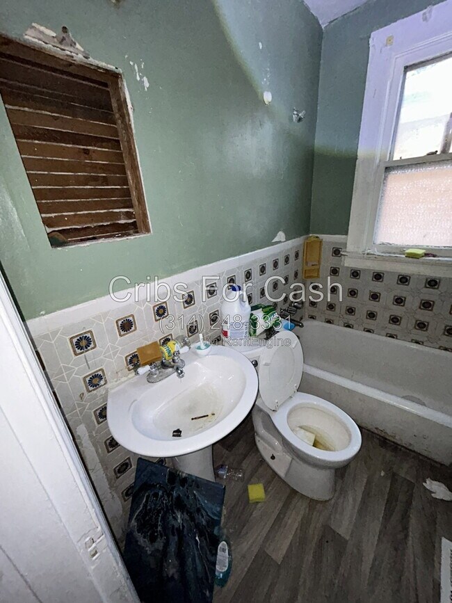Building Photo - 8371 Eton Pl