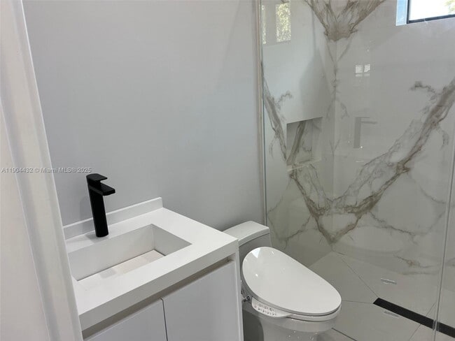 Building Photo - 11450 SW 59th Terrace