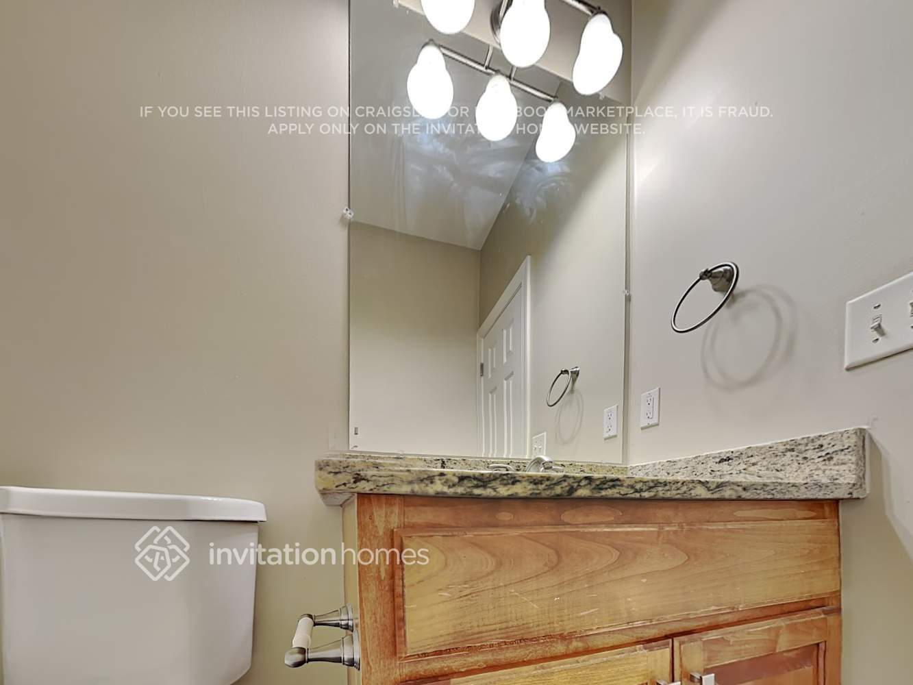 Building Photo - 239 Celestial Dr