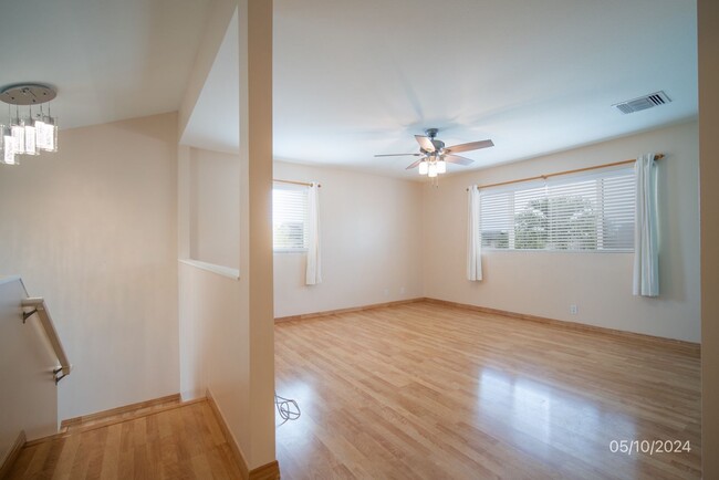 Building Photo - 3 bed 2.5 bath home in Ewa Gen Prescott