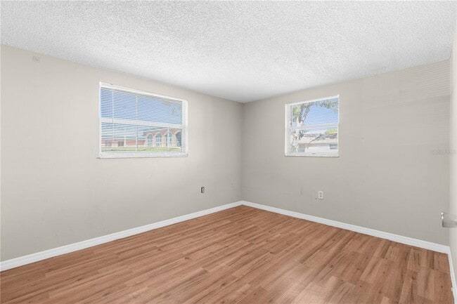 Building Photo - 11902 Oceanside Dr