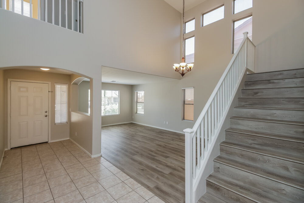 Building Photo - 1942 E Ebony Pl