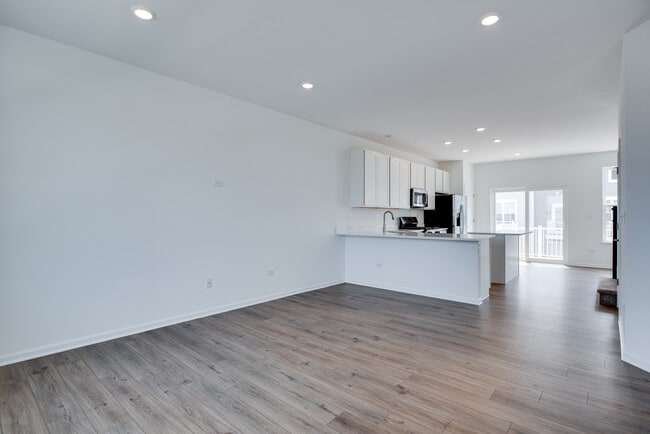 Building Photo - 25750 W Yorkshire Dr