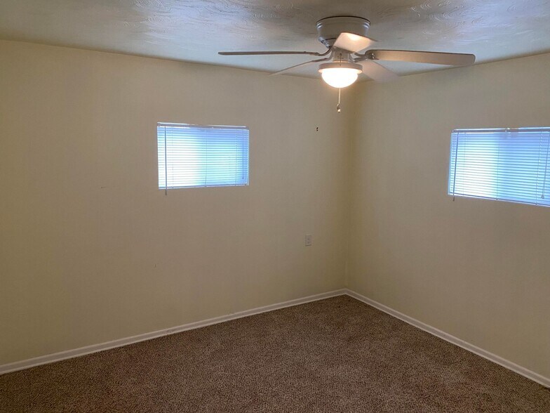 Building Photo - 2929 S 3rd St