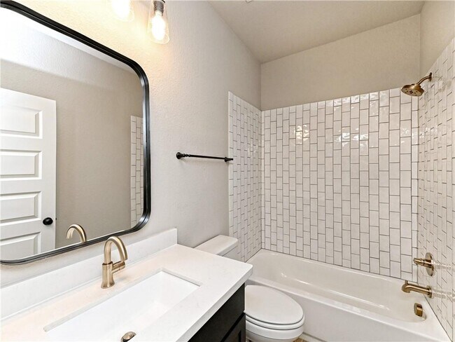 Building Photo - 2621 Franciscana Way