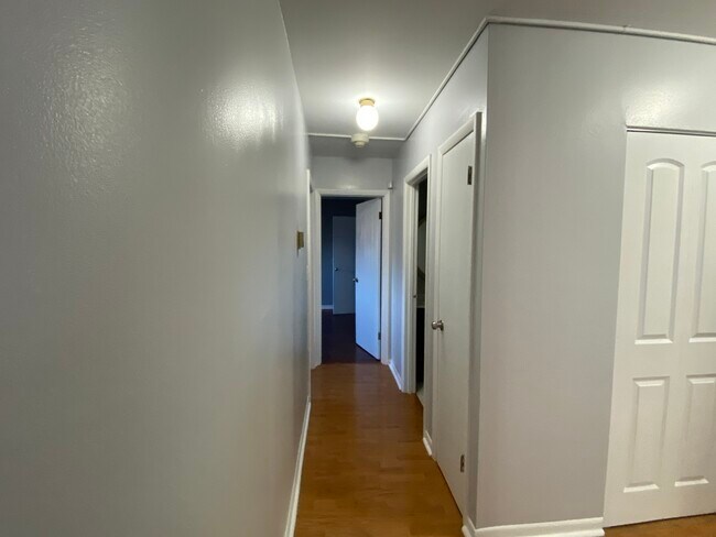 Building Photo - 4500 Beau Monde Dr
