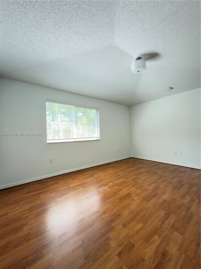 Building Photo - 8725 SW 158th Pl