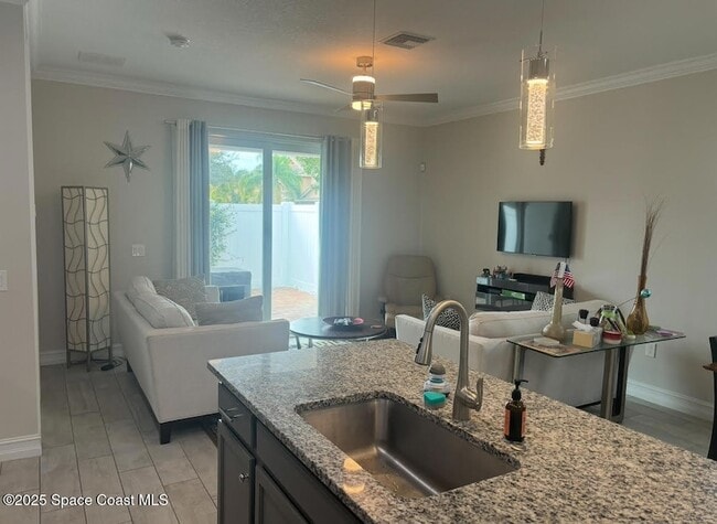 Building Photo - 1805 Noel Pl