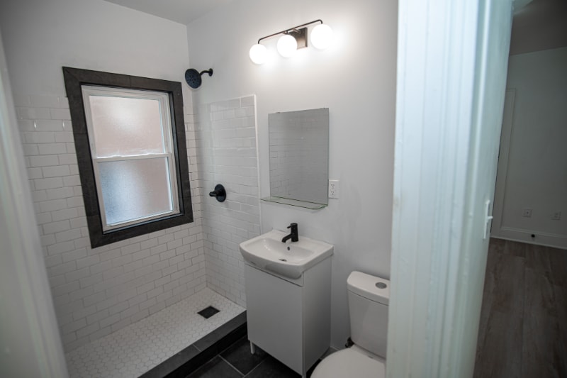 Building Photo - 1388 W 83rd St