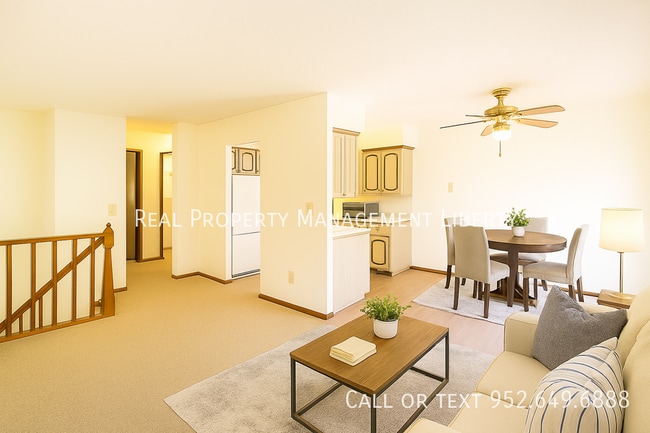 Building Photo - 15229 Bludorn Circle-