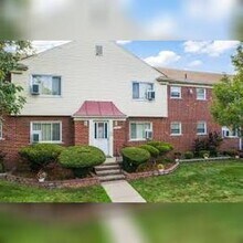 Building Photo - ?? Cozy 1-Bedroom Apartment on Detroit’s W...