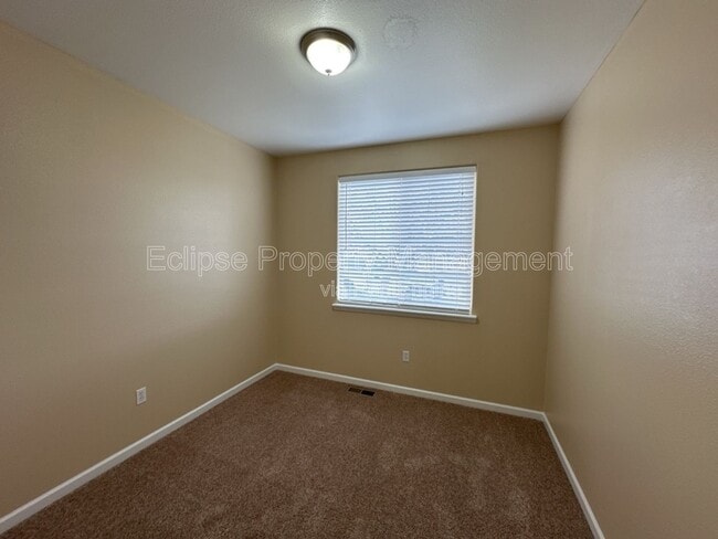 Building Photo - 2461-F 1/4 F 1/4 Rd