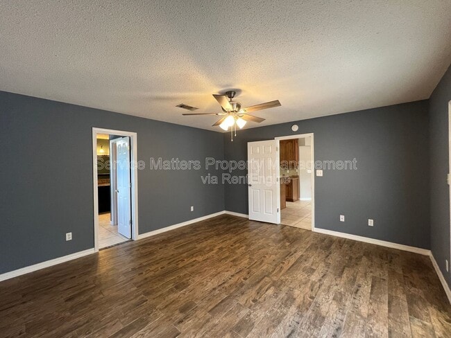 Building Photo - 5784 Twisted Oak Ct