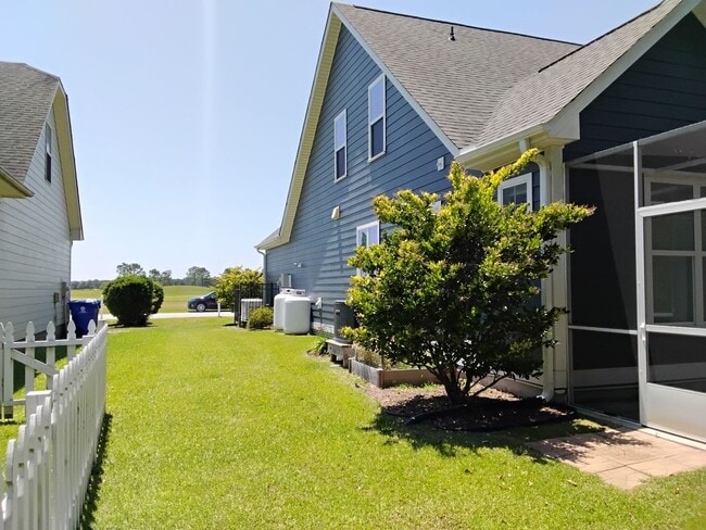 Building Photo - 4 Bedroom home in Beaufort