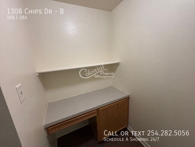 Building Photo - 1308 Chips Dr