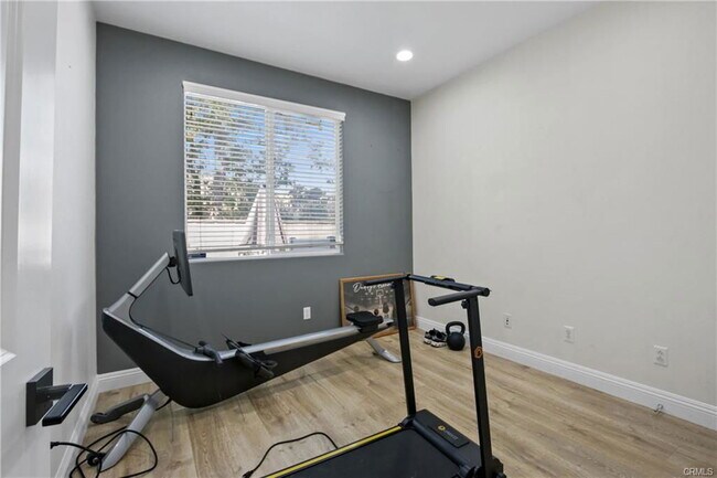 Building Photo - 3012 N Spicewood St