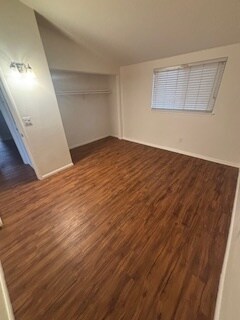 Building Photo - 379 Roberts Ave