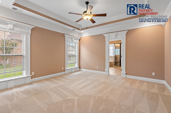 Building Photo - Gorgeous, all brick 4bd 3.5ba home in Smyrna! Attached garage and washer/dryer included!