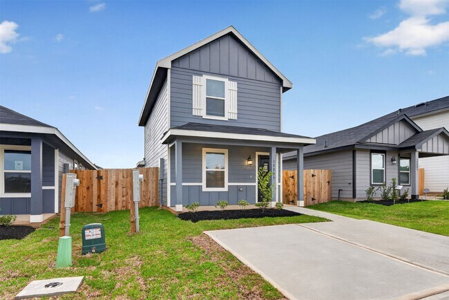 Building Photo - 12227 Shield Crest Ct