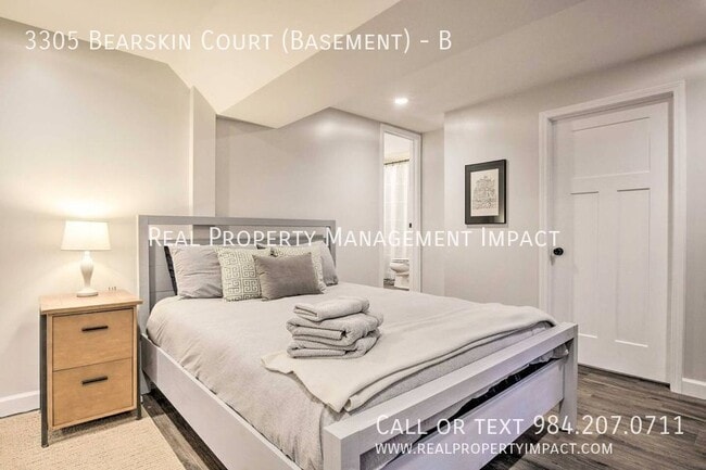 Building Photo - 3305 Bearskin Ct