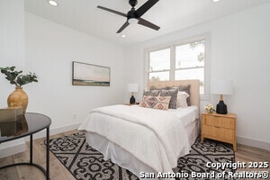 Building Photo - 419 N Mesquite St