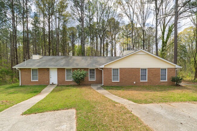 Building Photo - Magnolia Drive Duplex