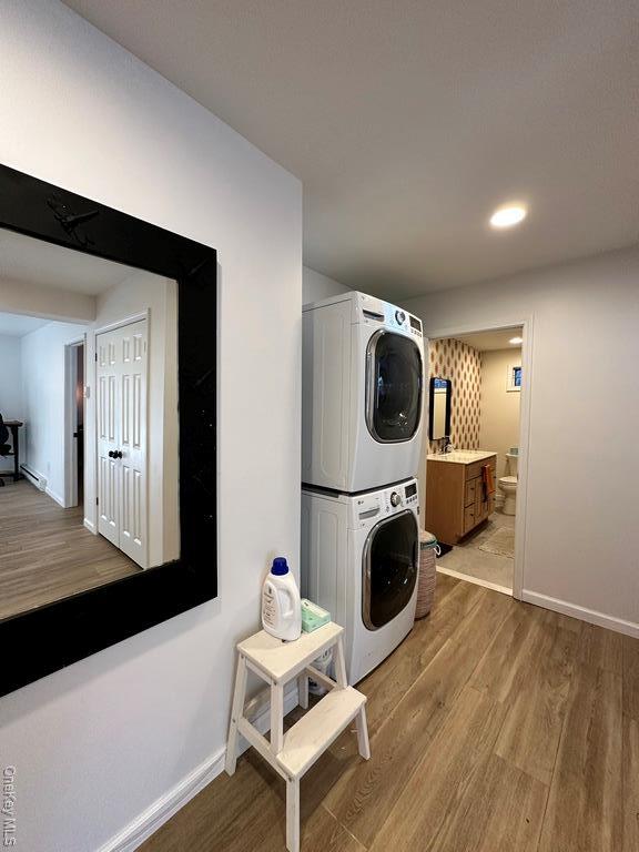 Building Photo - 117 Seven Hills Lake Dr