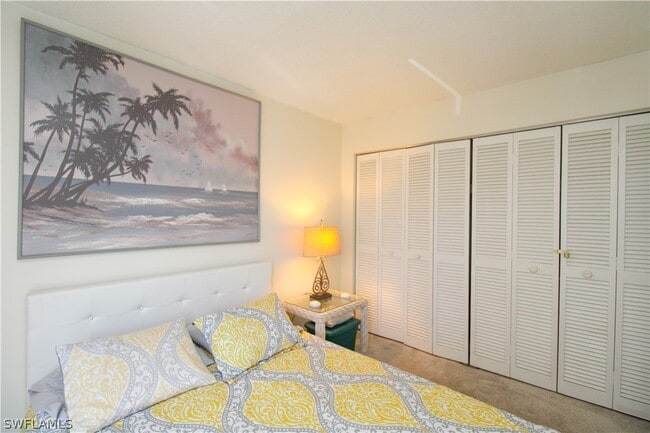 Building Photo - 239 Palm Dr