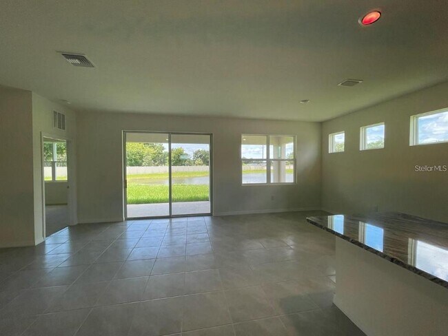 Building Photo - 3616 Mossy Limb Ct