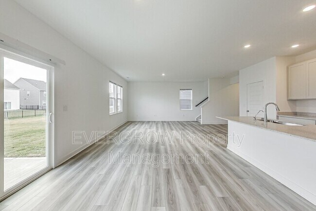 Building Photo - 4513 Branower St