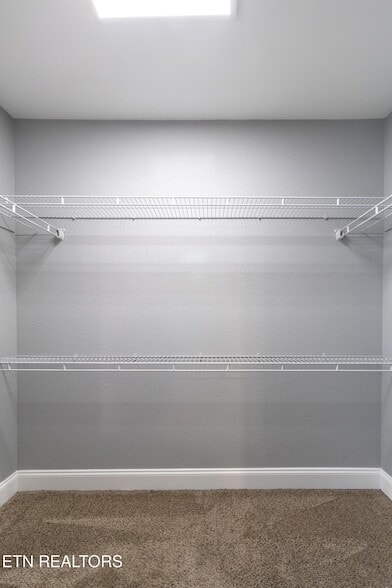 Building Photo - 926 Warrior Hill Dr