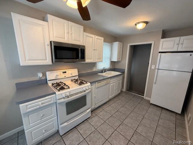 Building Photo - 1421 E 14 Mile Rd