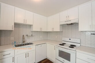 Building Photo - 1130 Wellington St