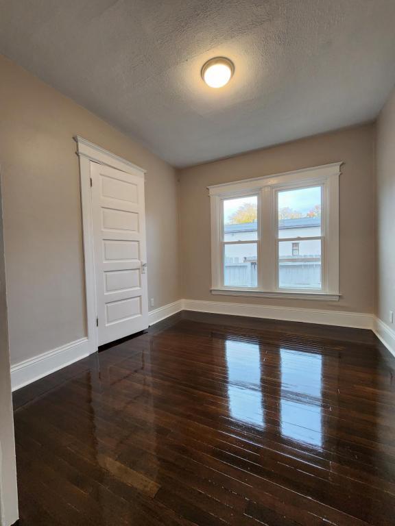 Building Photo - 1723 W Genesee St